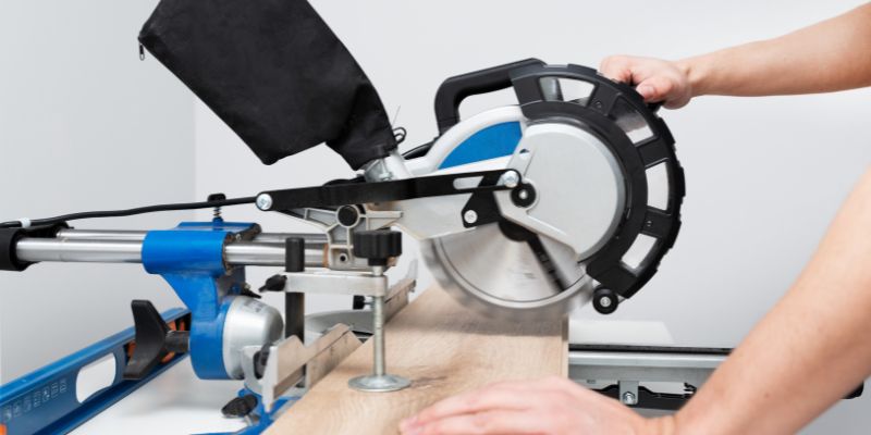 What is Dual Bevel Miter Saw
