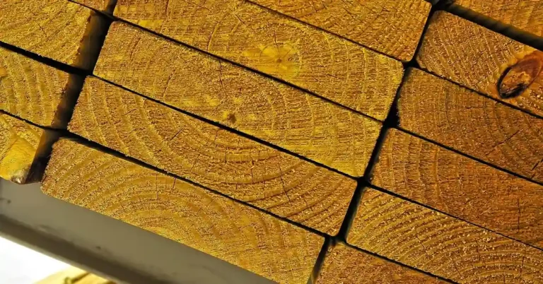 How to Calculate the Weight of a Wood Structure (Formula + Chart)