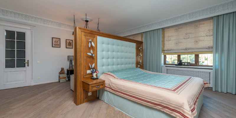 Mahogany Wood King Size Headboard