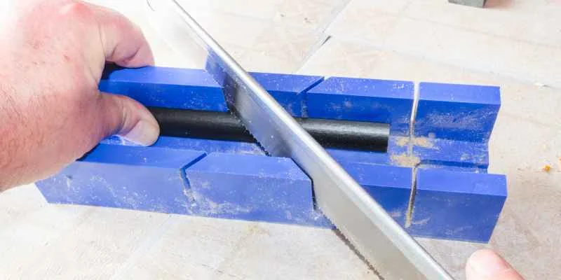 Setting a circular saw's bevel angle before making an angled cut