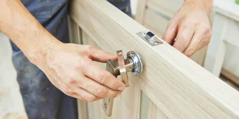 Maintaining a wood door trimmer tool