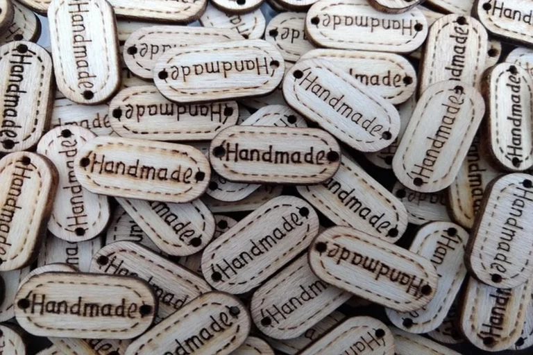 Handmade wood tags burned with pyrography lettering, examples of wood burning craft technique