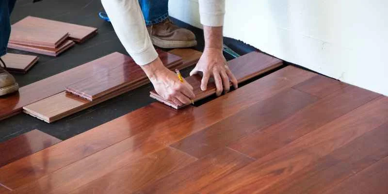Installing mahogany wood flooring planks