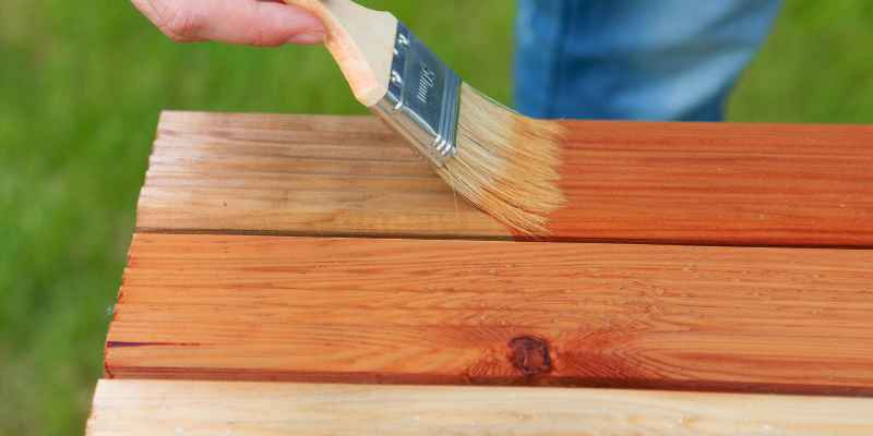 How to Apply Varnish on Wooden Furniture