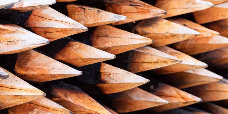 How to Cut Wooden Stakes