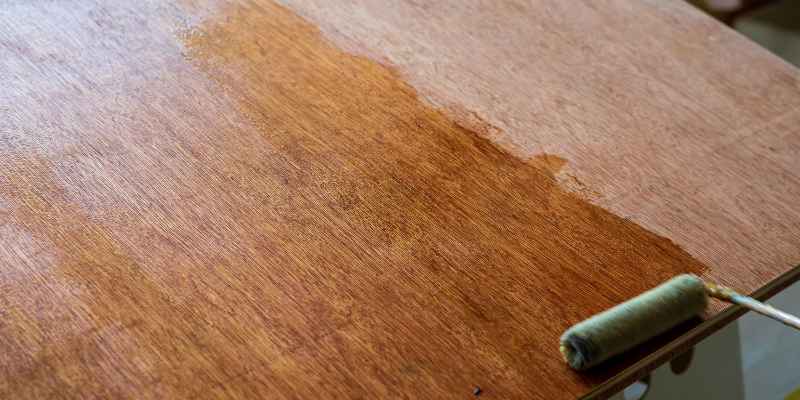 How to Get a Thick Clear Coat on Wood