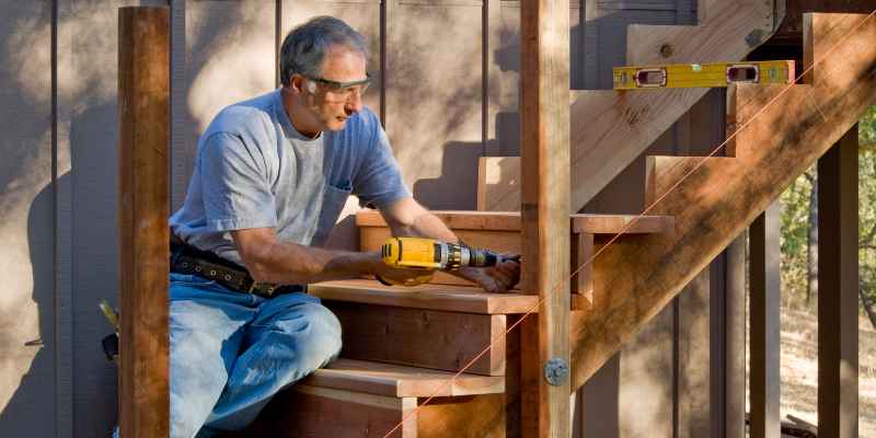 How to Install Wood on Stair Landing