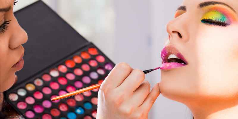 How to Make Up for Ever Artist Rouge Creme in Rosewood