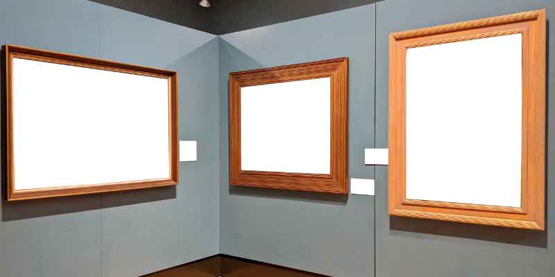 How to Mount a Mirror in a Wood Frame