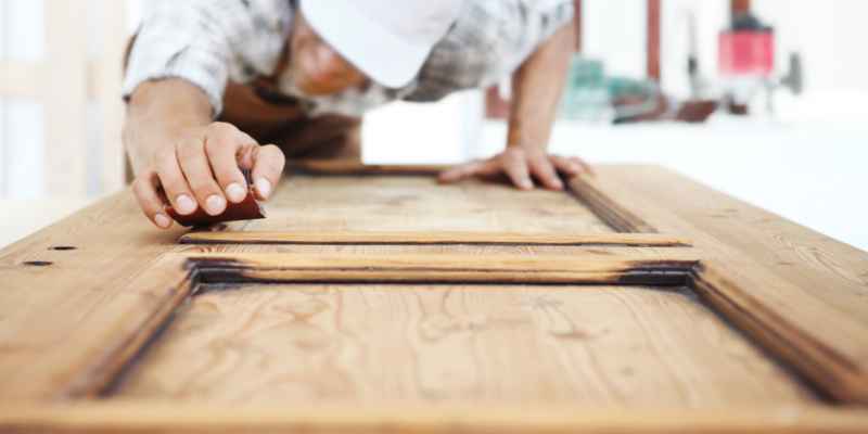 What Kind of Sandpaper for Wood Furniture