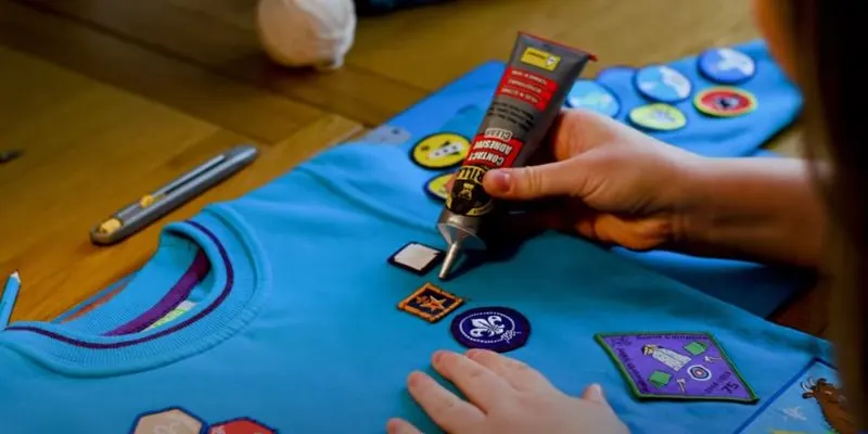 How Long Does E6000 Take to Dry on Fabric