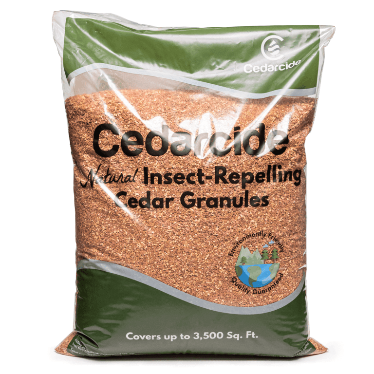 Does Cedar Mulch Repel Fleas