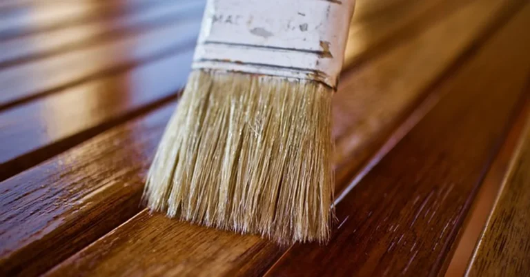 Brushing a thin, even coat of polyurethane onto wood, the correct way to build film thickness