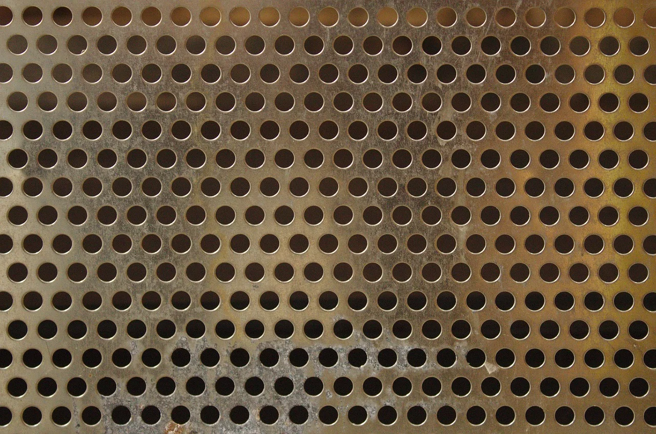 Will Polyurethane Stick to Metal
