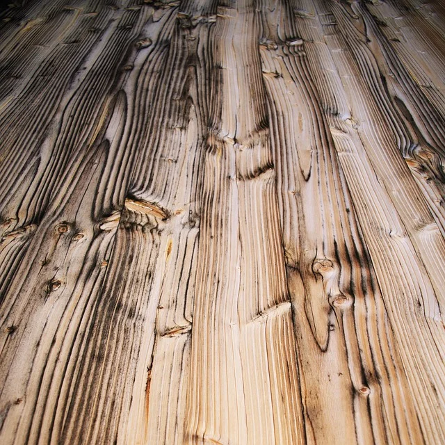 Close-up of straight wood grain running the length of a board