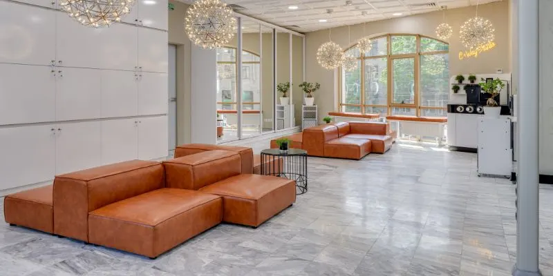 10 Stunning White Marble Flooring Ideas