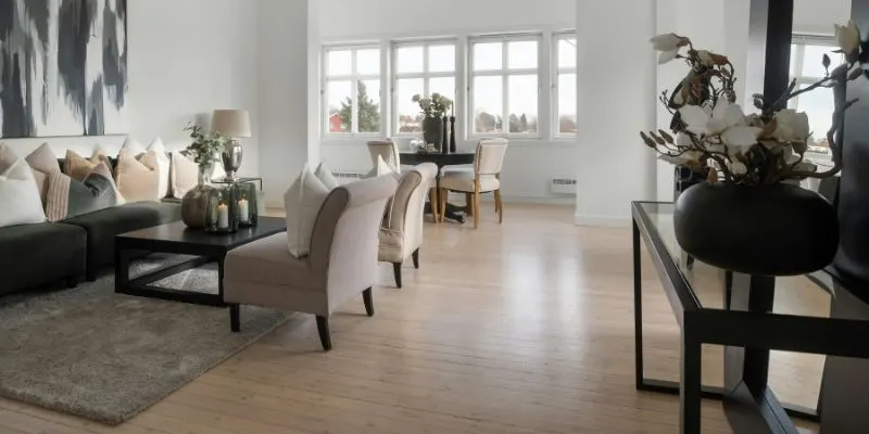 10 Stylish Slate Tile Flooring Ideas for Rustic Homes