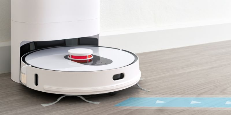 Comparing the Fluffy Head to Other Dyson V8 Attachments