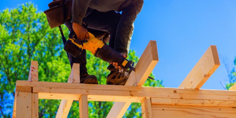 Alternatives to the DeWalt 12 Volt Reciprocating Saw