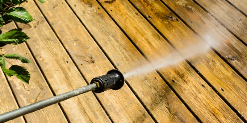 Choosing the Right Sealant for Your Deck
