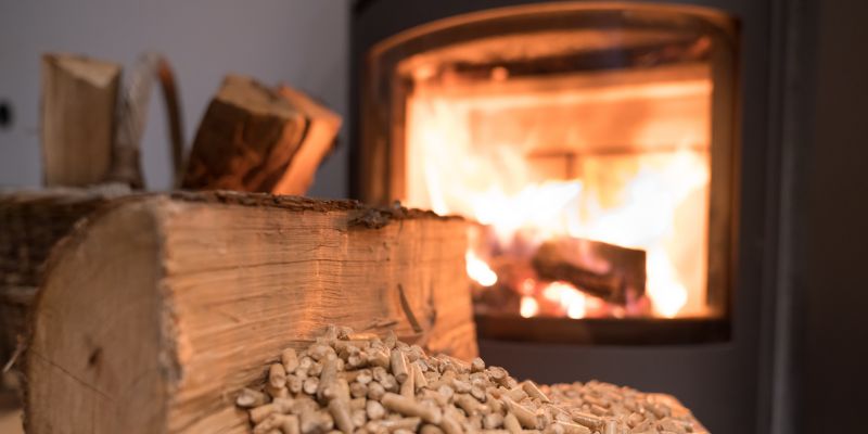 Preparing Pallet Wood for Burning