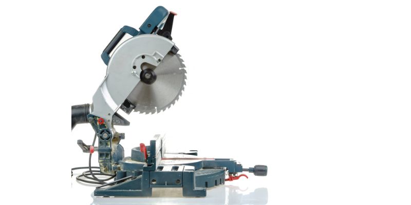 Why Choose the Kobalt 7 1/4 Compound Miter Saw