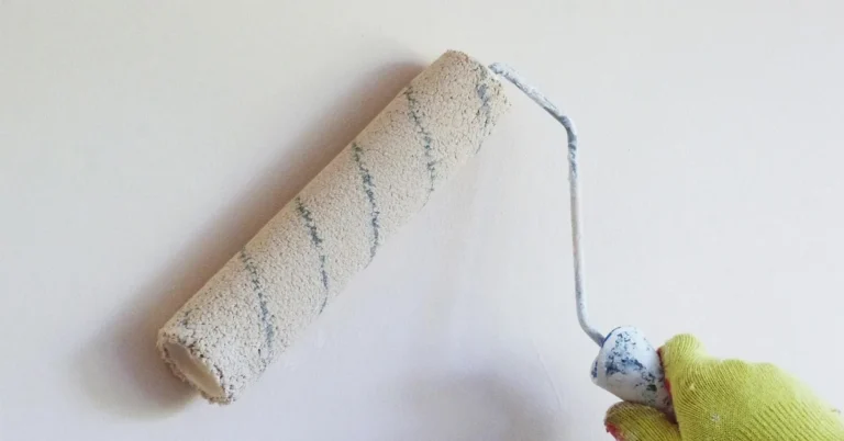 How Long Should Paint Dry Before Putting Furniture Back? (By Type)