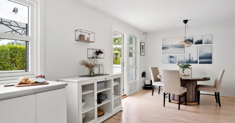 painting cabinet door wood