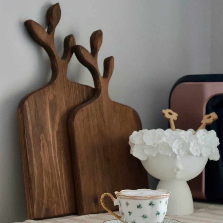 Acacia Vs Walnut Cutting Board