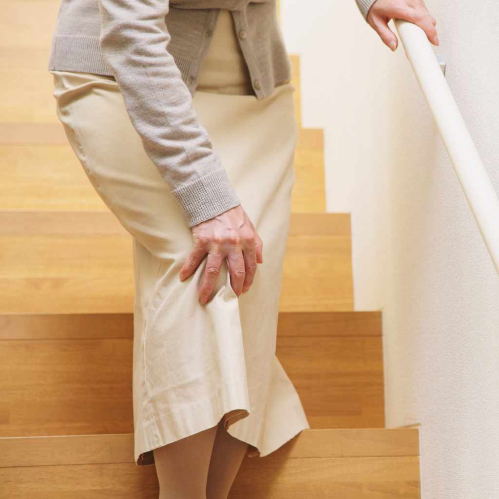 Can Walking on Hardwood Floors Cause Knee Pain
