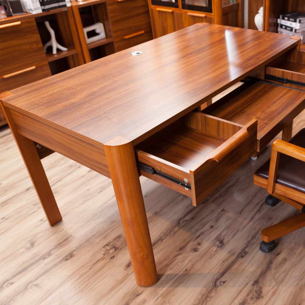 How to Clean Mahogany Wood