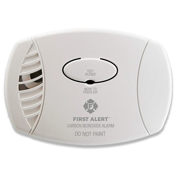 First Alert CO600 plug-in carbon monoxide alarm