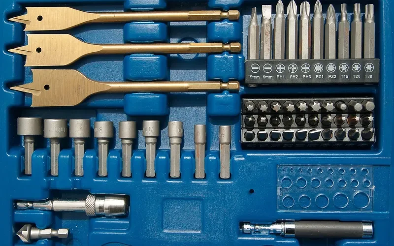 Bit set with spade bits, screwdriver bits and nut drivers Bit set with spade bits, screwdriver bits and nut drivers for a drill/driver