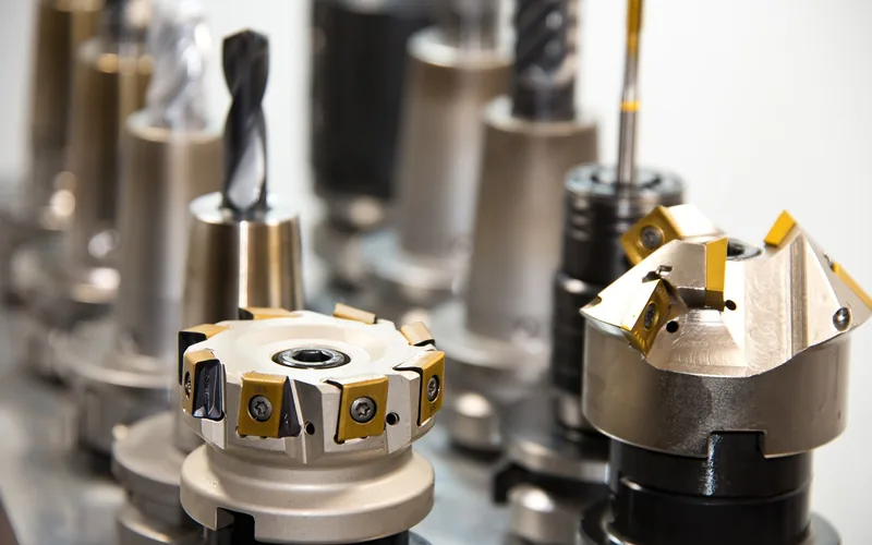 array of metal cutting and drilling tool tips used for precision metalwork