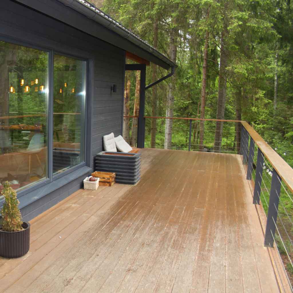Fixing Your Splintering Wood Deck