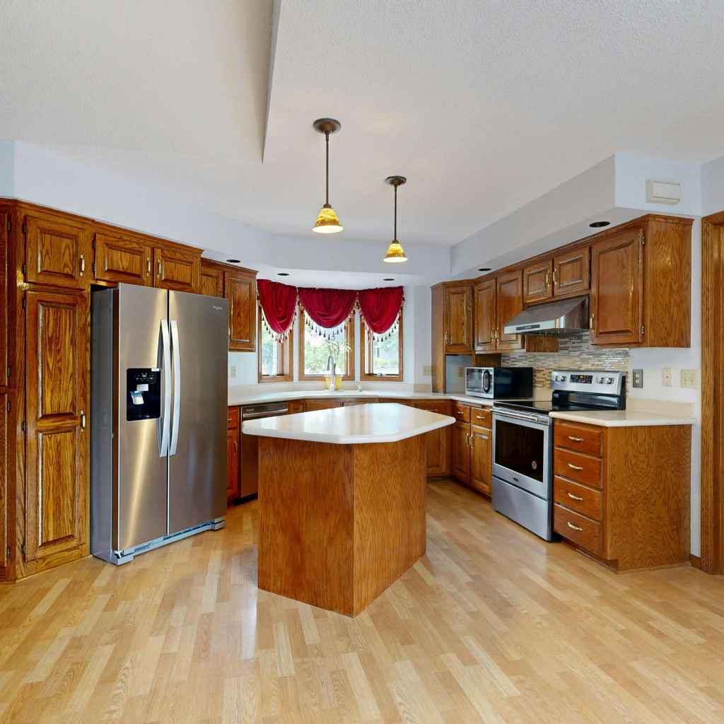 Prepare Your Maple Cabinets for Refinishing