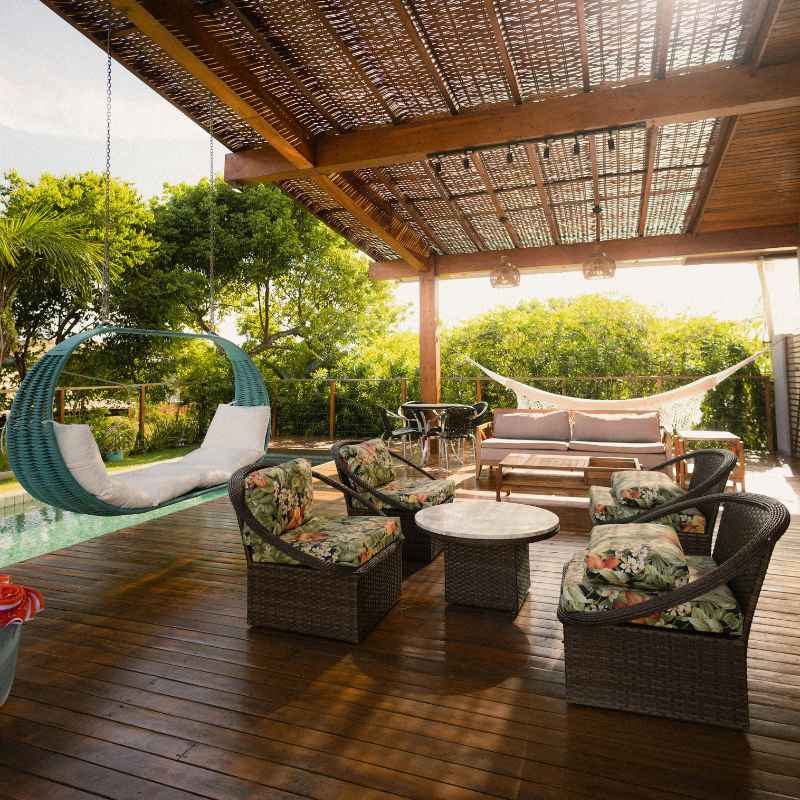 Must-Have Deck Accessories To Upgrade Your Outdoor Space