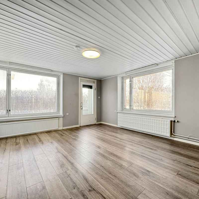 Quick Fixes & Tips for Laminate Floors
