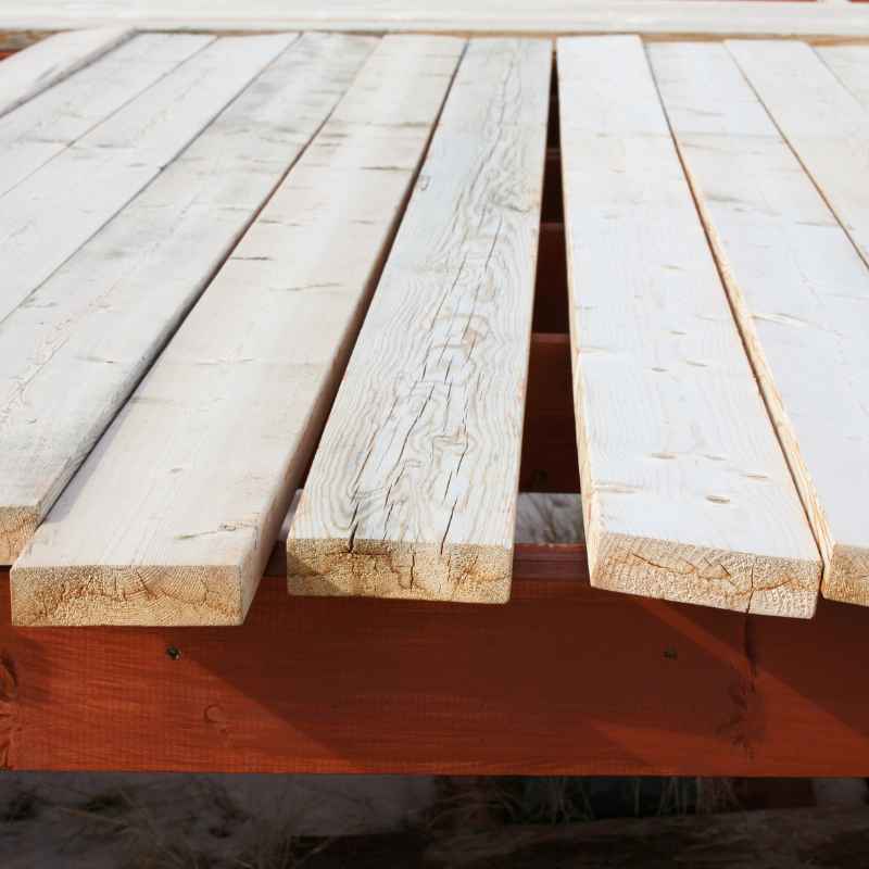 Tips for Buying Redwood Deck Lumber