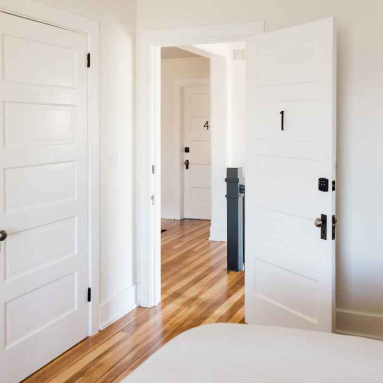 Can A Fiberglass Door Be Stained