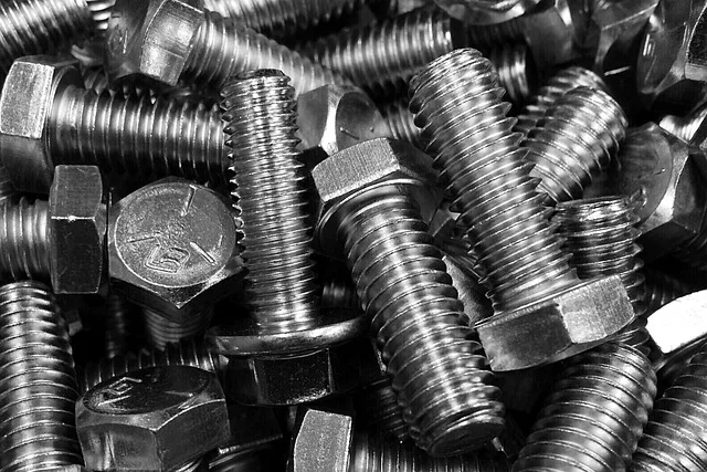 What Type of Screws for Wood Fence: Size & Material Guide (2026)