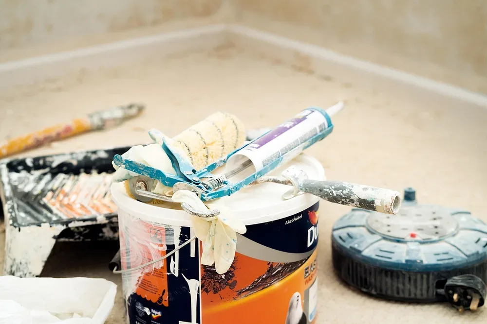 How Long Does Caulk Take to Dry Before Painting?