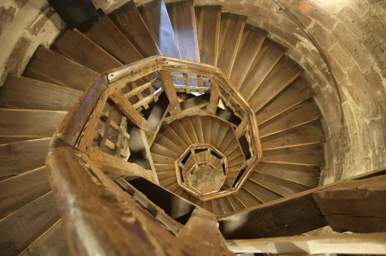 How to Cut Stairs Out of Wood: Stringer Layout & Rise-Run Guide