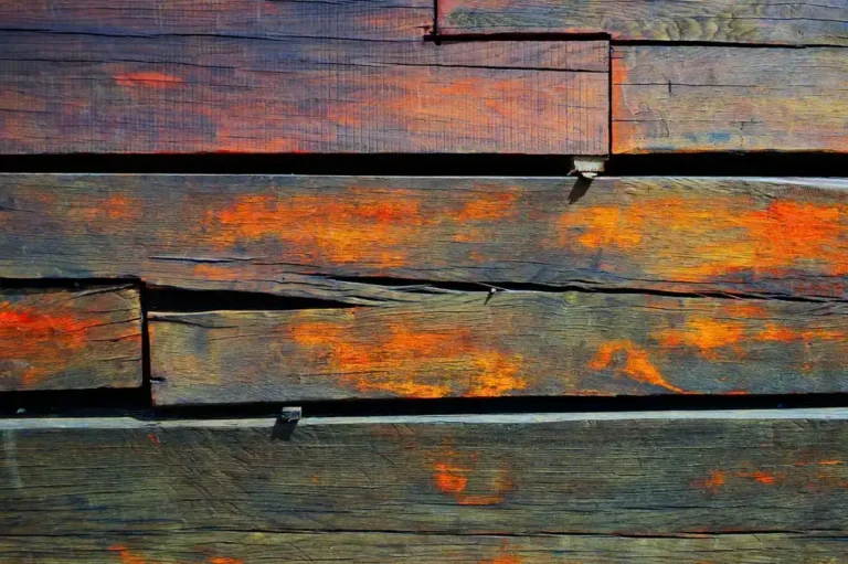 How to Glue a Cracked Wood Beam for Repair