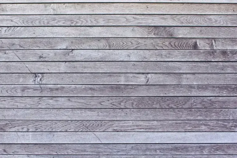 How to Glue a Wood Backing to a Wall for Heavy Décor
