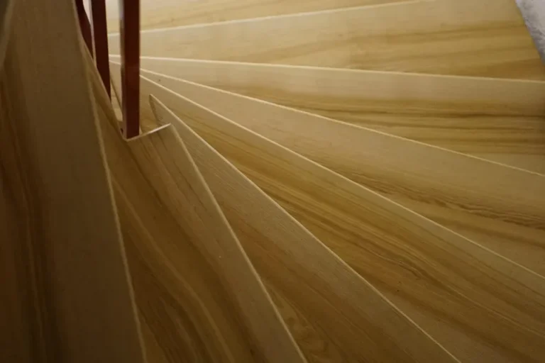 How to Sand Ash Wood: Grit Sequence & Grain Direction Guide