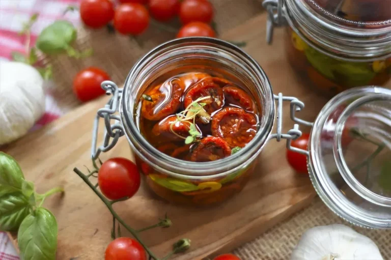 Is Linseed Oil Food Safe? Raw vs. Boiled, Explained