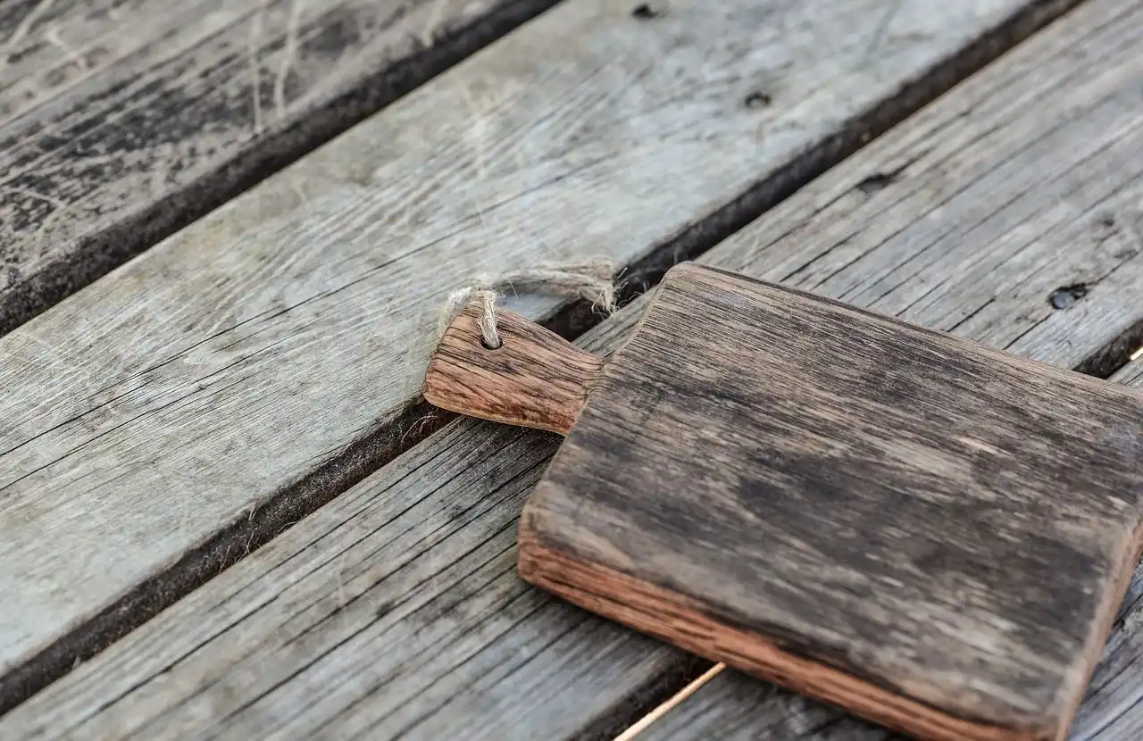 How to sanitize a wooden cutting board?