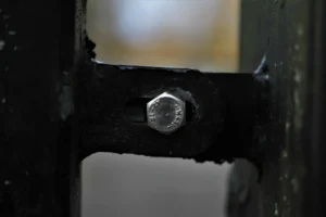 Best Metal Fence Brackets for Wood Posts (2026): Research Shows