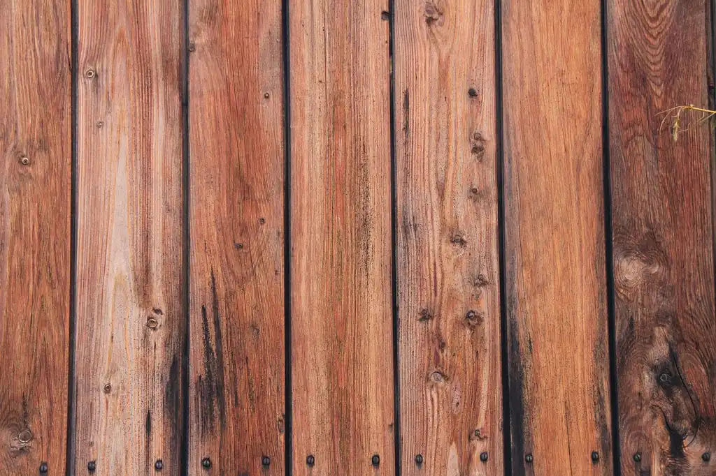 What a fence board calculator can and cannot do